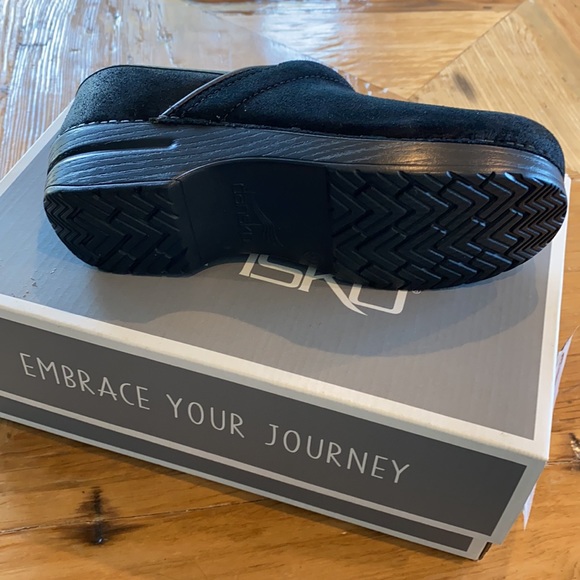 NEW Dansko Suede Professional Shoes - Picture 4 of 9